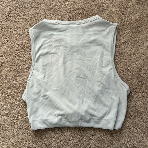 Gymshark Adjustable Crop Vest Top - Picture 5 of 5